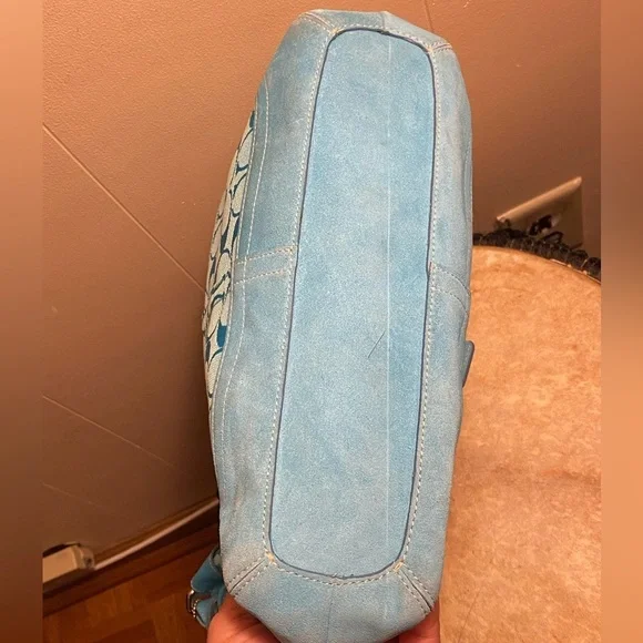 Coach Y2K Soho Buckle Flap Hobo, Shoulder Bag - Picture 9 of 17